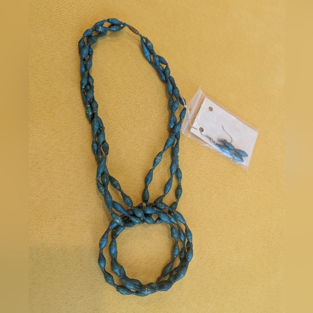 Teal necklace, bracelet and earring set. Handmade